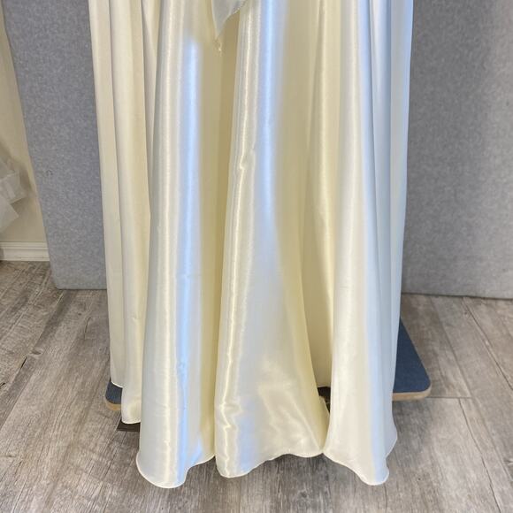 ✨ Jessica McClintock Ivory Satin Gown 💎 Prom / Formal Junior 7 NWT - Picture 9 of 16